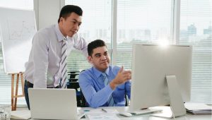 Outsourcing Advantages and Disadvantages: A 2026 Guide