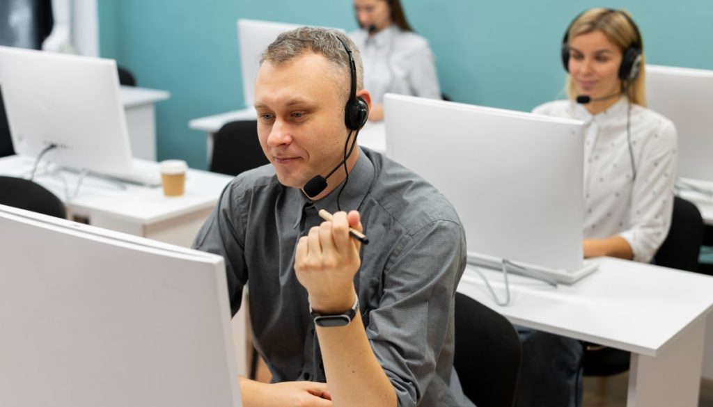 How to Set Up a Call Center in 2026: A Complete Step-by-Step Guide 