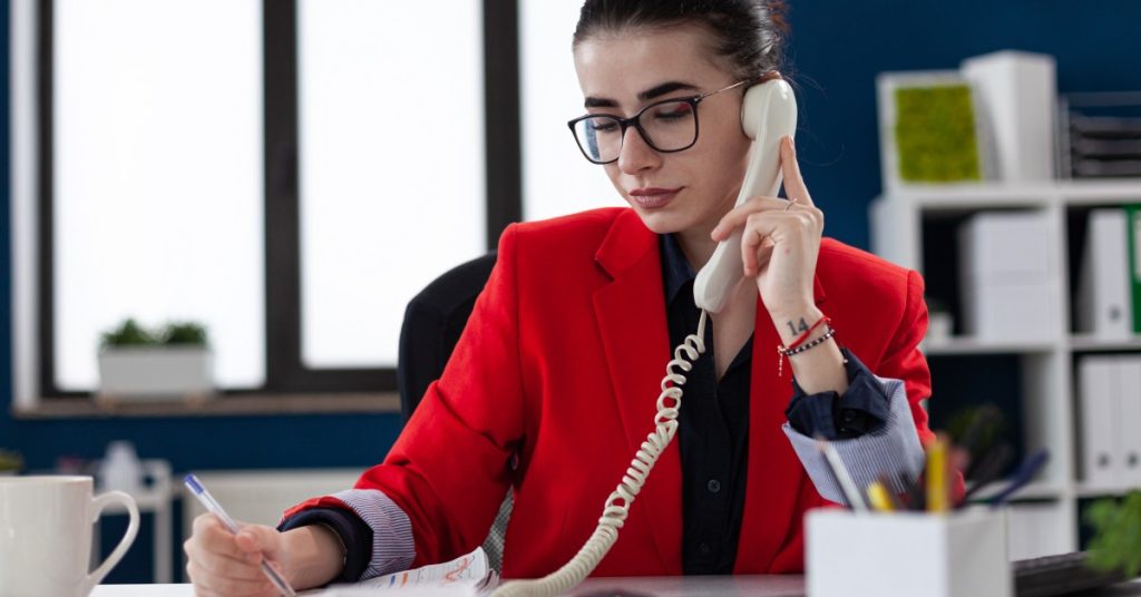 How to Set Up an IVR System: Setup, Configuration & Integration 